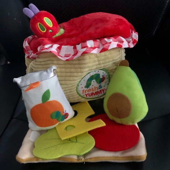 The Very Hungry Caterpillar Eric Carle Plush Picnic Basket + Christmas Book Set - Picture 8 of 13